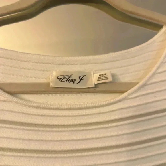 Eliza J Ribbed White A-Line Sweater Dress Size Medium - Picture 4 of 4